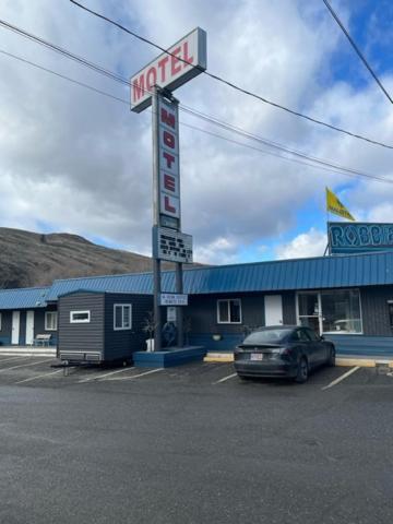 Robbie'S Motel Cache Creek Eksteriør billede