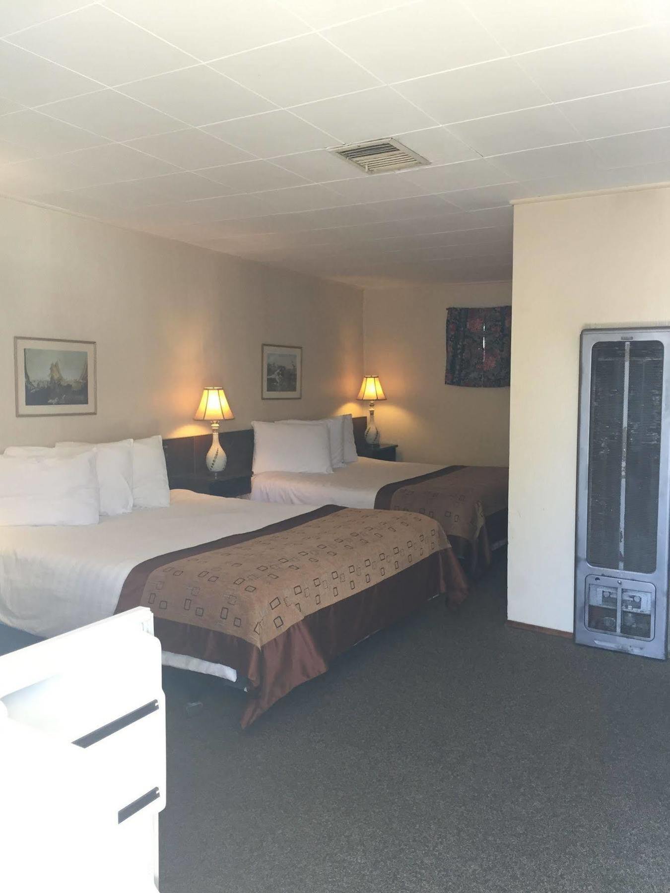 Robbie'S Motel Cache Creek Eksteriør billede
